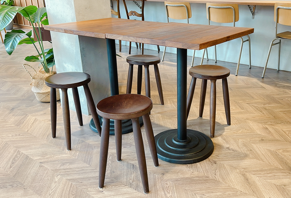 飲食店の店舗風景